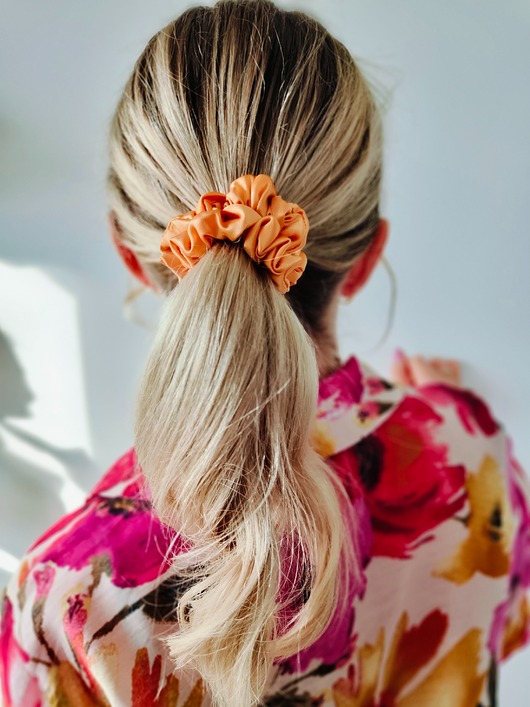gumki do włosów Gumka jedwabna, scrunchie, frotka sweet apricot MIDI