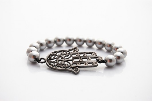 Bransoletka Pearls&hamsa  JS Jewelery