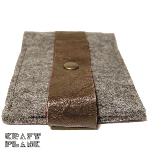 Etui Recycled Brown craft plank