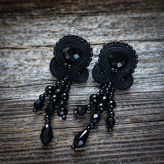 Meduzy , czarne, eleganckie kolczyki sutasz Mró Soutache