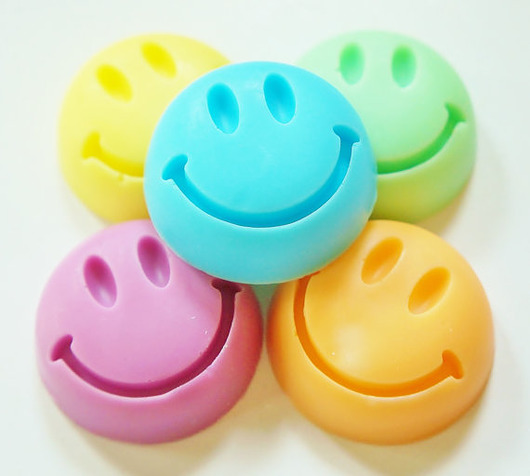 Emotki SMILE - mydełka glicerynowe Pracownia Tenki