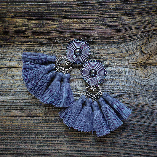 kolczyki soutache Boho Love- kolczyki soutache z chwostami- szare