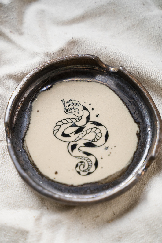 dodatki - różne Popielniczka SNAKE
