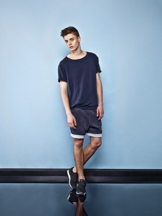 Navy roll-up sleeves t-shirt Keyce