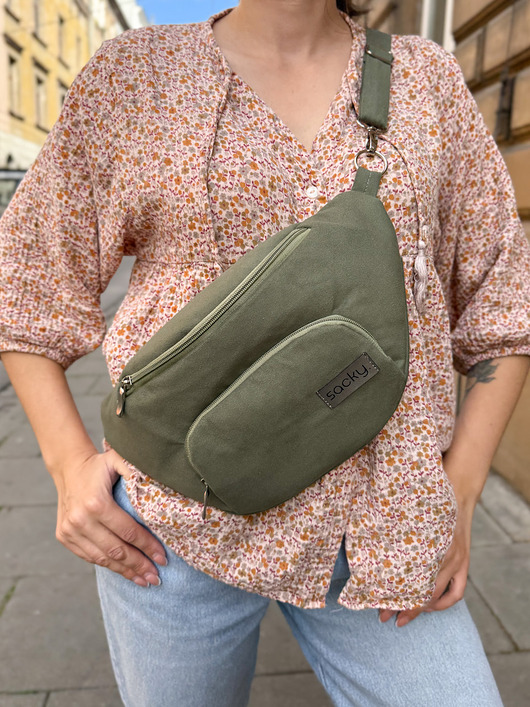 saszetka nerka Welurowa nerka miejska khaki