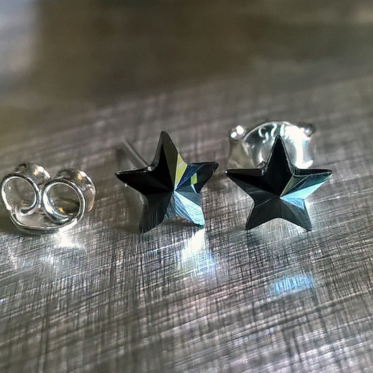 Kolczyki Swarovski Minimki - hematytowe gwiazdki Klejnotki Anna Zalewska