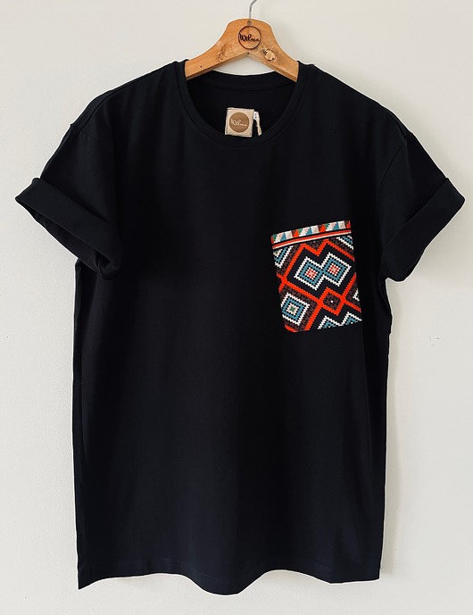 t-shirt damskie Koszulka oversize z kieszonka z upcyclingu