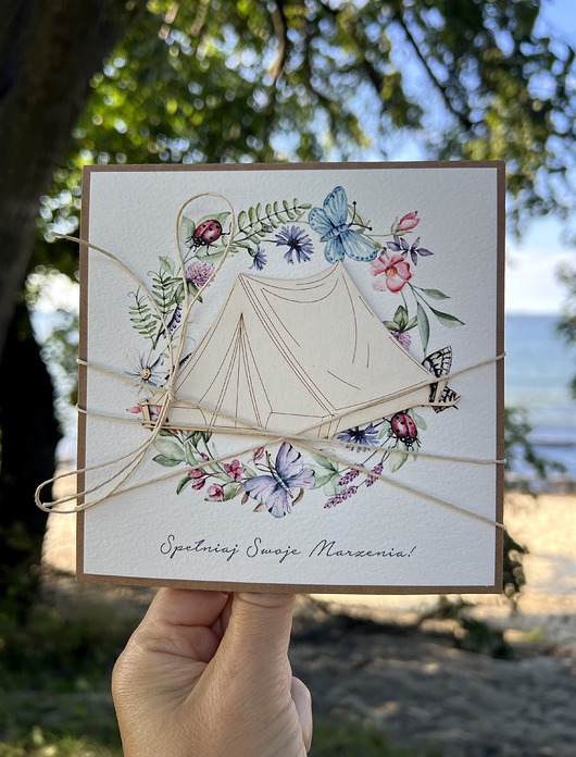 kartki scrapbooking Kartka ręcznie robiona urodzinowa dla podróżnika - namiot