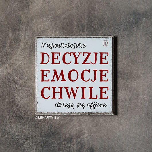 Tabliczka z napisem LV Home
