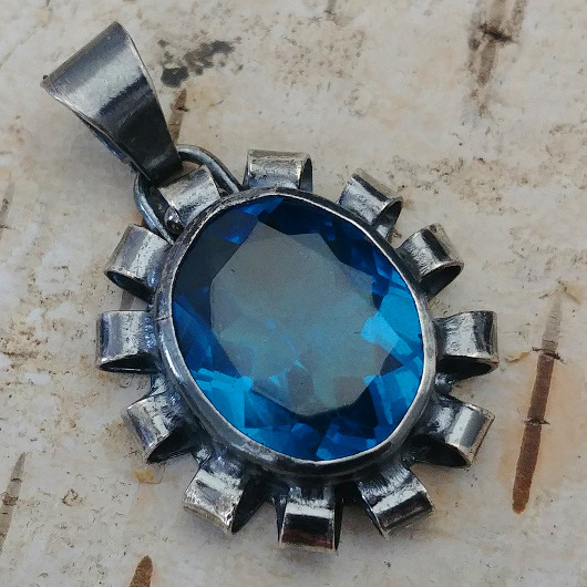 baśniowy topaz Pracownia Neores