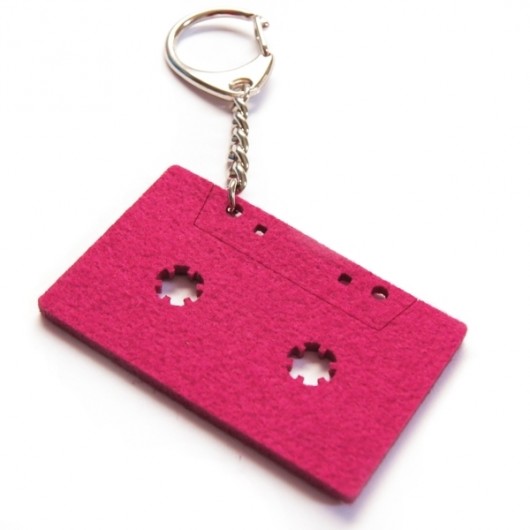 Born in 80&#039;s - brelok kaseta fuksja Pink Pug Design