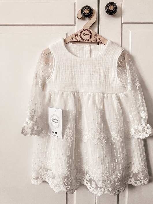 szatki, ubranie na chrzest Sukienka muślin koronka boho na chrzest koronka