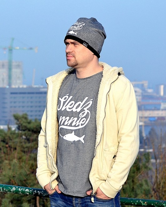 T-shirt męski szary ŚLEDŹ MNIE ZAKLAD ze 3MIASTO