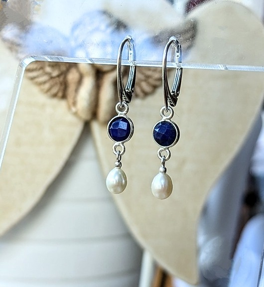 kolczyki srebrne Lapis lazuli z perełką, srebrne kolczyki