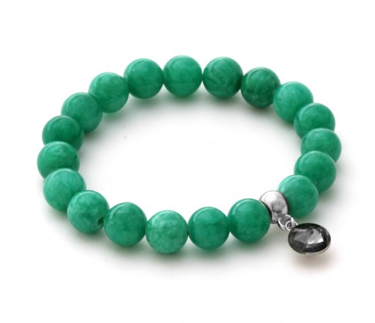 Emerald jade with black crystal pendant. Lavoga