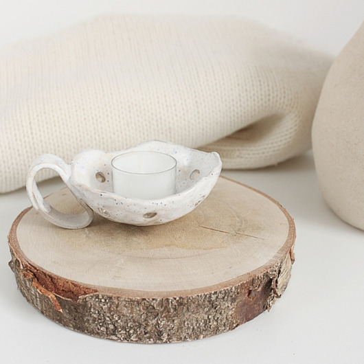 świeczniki i świece Ceramiczny świecznik, mała kadzielnica