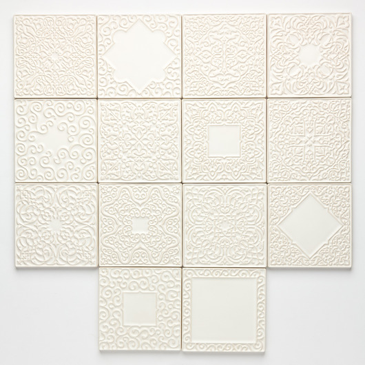 kafle i panele Kafle białe matowe, czternaście ornamentów.