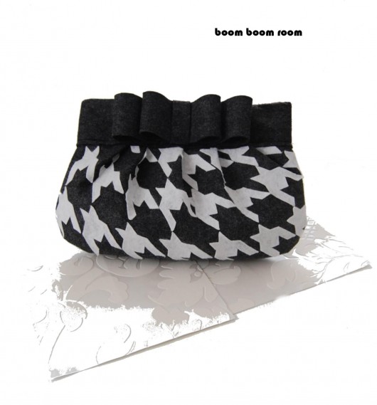 Sophisticated felt bag I boom boom room