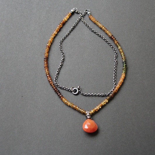 srebrne naszyjniki Turmaliny z karneolem