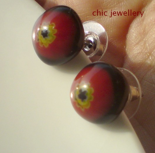 flowers on red funkyandchic