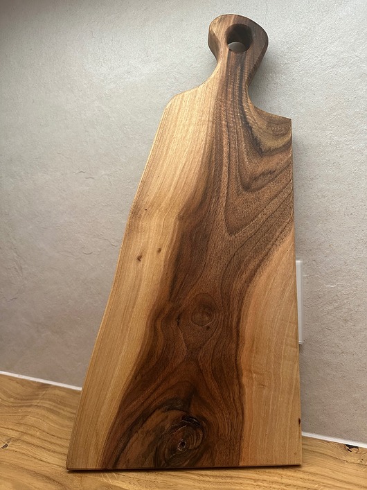 deski do krojenia i tace Drewniana deska z orzecha włoskiego