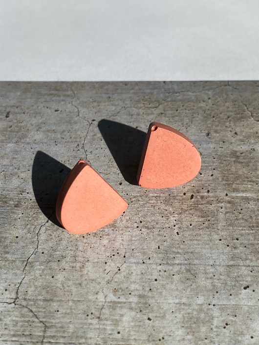 kolczyki - inne Cieliste, jasna terakota  sztyfty mat