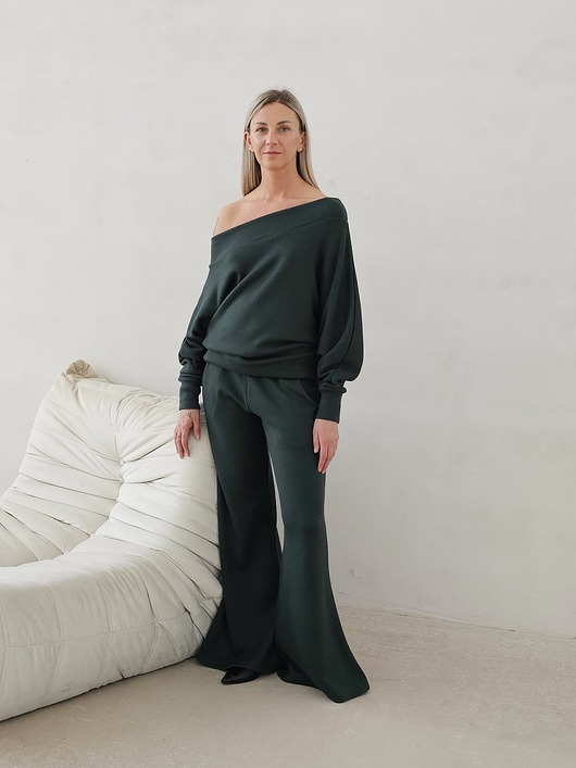 komplety damskie Bellita dzianinowy komplet dzwony i bluzka opadające ramię butelkowy zielony