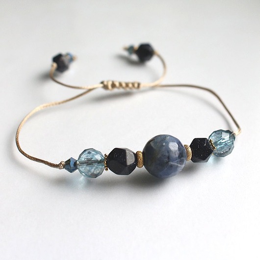 bransoletki złote Logika Duszy - Sodalit, noc Kairu, topaz błękitny