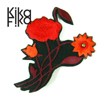 czerwono i czarno Kika Fika