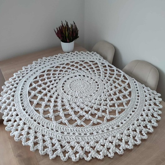 obrusy i serwetki Serweta szydełkowa ze sznurka bawełnianego 110cm