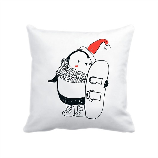 Poduszka z zimowym pingwinkiem. snowboardzista Love Life and Forest