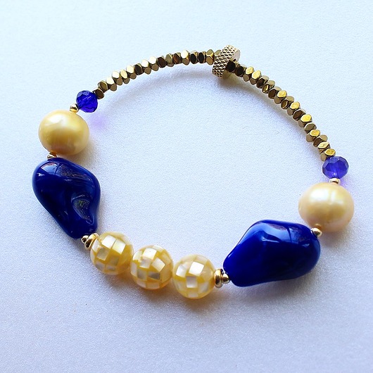 bransoletki złote Antystresowa bransoletka: chalcedon, perła i hematyt