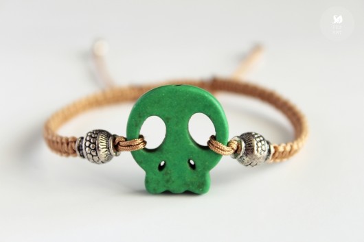 Sea, Sun & Fun - Green Skull & Gold sopeppermint