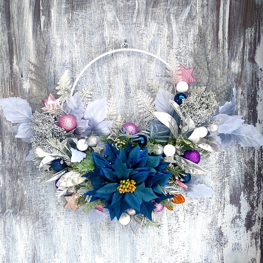 wianki bożonarodzeniowe Świąteczny wianek na obręczy