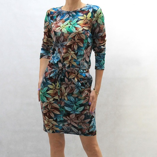 34-52 Sukienka jesienne liście MM FASHION