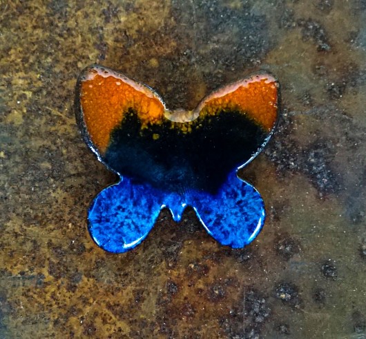 Broszka ceramiczna- motyl. NG Autorska bizuteria ceramiczna