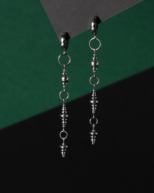 kolczyki z kamieniami Długie srebrne kolczyki z hematytem