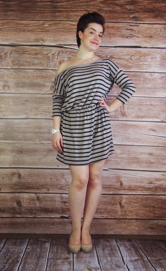 Sukienka Eris, oversize, minimalizm i dzianina I WANT APRIL