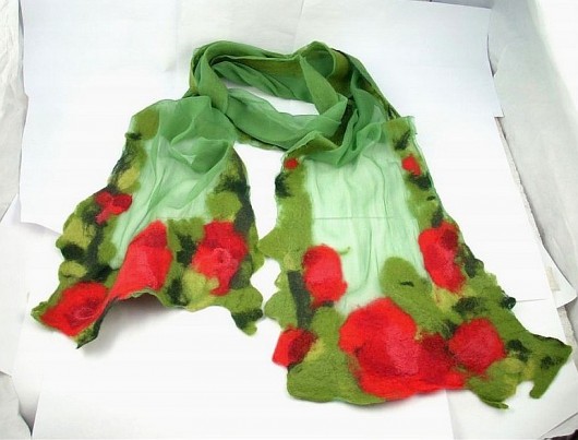 Jedwabnofilcowy Szal: Folking Roses filcant