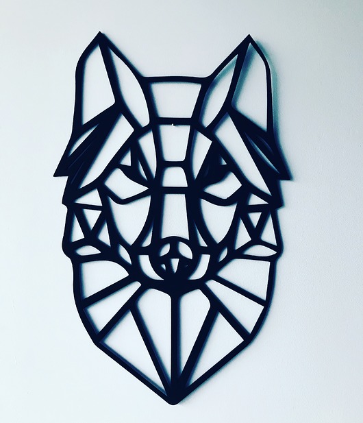dodatki - różne wilk geometryczny 30 cm