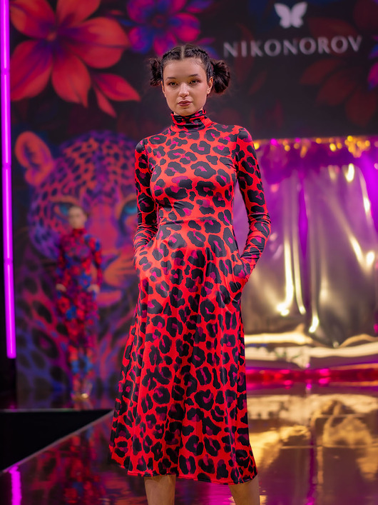 sukienki midi damskie Sukienka z golfem - Agata Solar Tropic