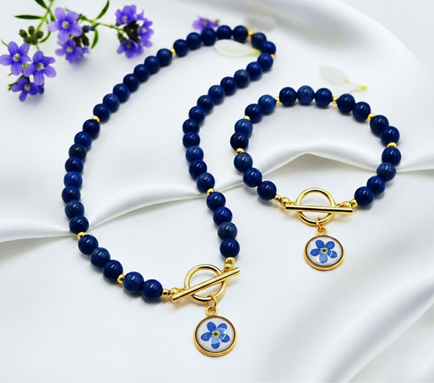 komplet biżuterii Zestaw - naszyjnik i Bransoletka z lapis lazuli i niezapominajką
