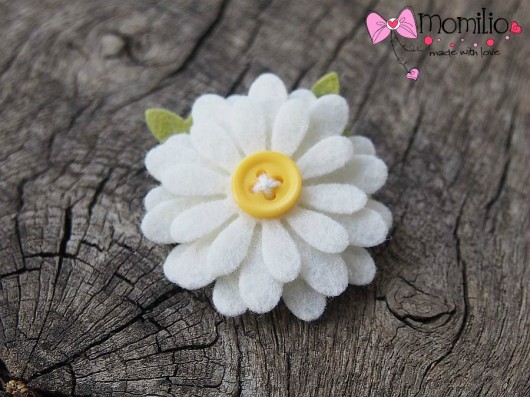 Momilio Daisy spineczka kwiatek  Momilio