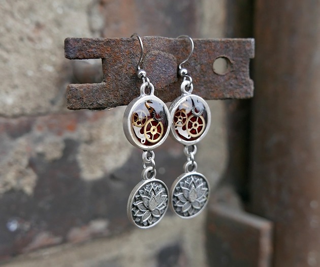 kolczyki z żywicy Kolczyki steampunk z lotosem #2