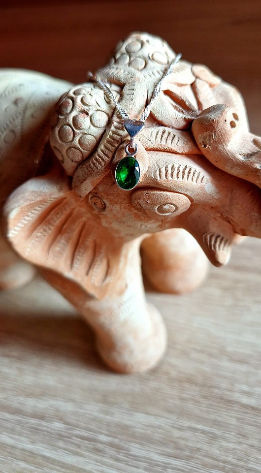 wisiory Szmaragd naturalny  Wisiorek Kolekcja baśniowa