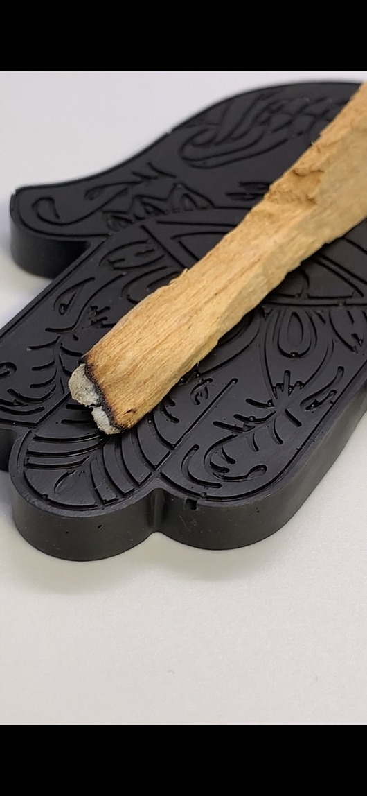 Podstawki pod kadzidełka Łapka z Palo Santo
