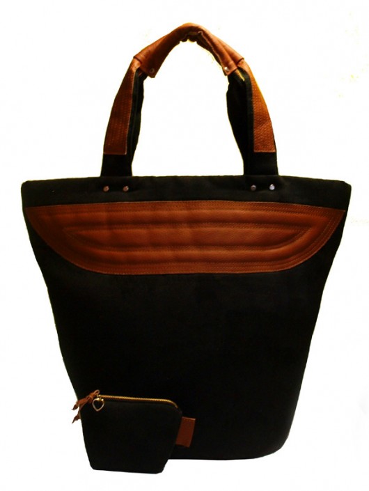 black bag & brown leather II MOONAXA
