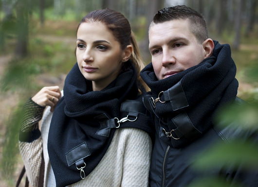 Szal wełniany ze skórą, Komin Unisex - Czarny Green Sheep