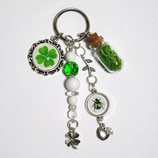 breloki Breloczek - Koniczynka, żuczek, mech