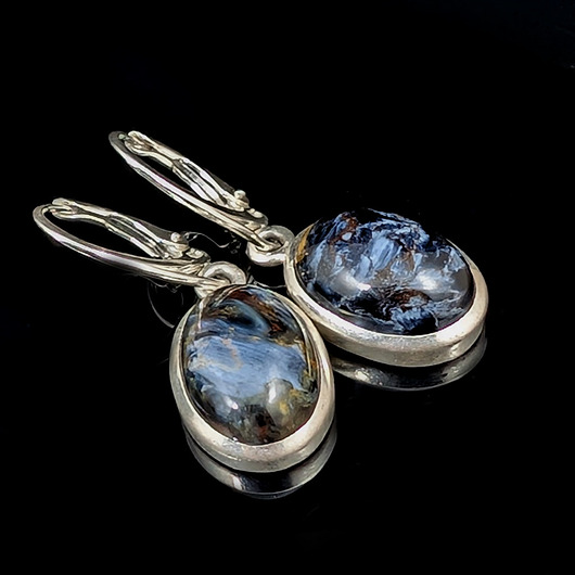 kolczyki z kamieniami Kolczyki subtelne pietersity